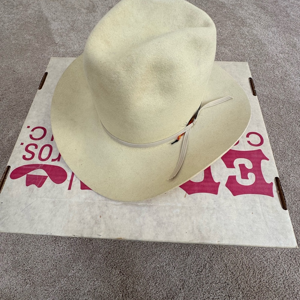 Classic Cream Cowboy Hat
